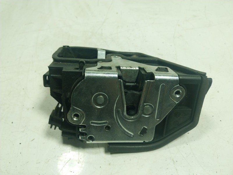 Recambio de cerradura puerta trasera derecha para bmw x6 (e71) 3.0 turbodiesel cat referencia OEM IAM   