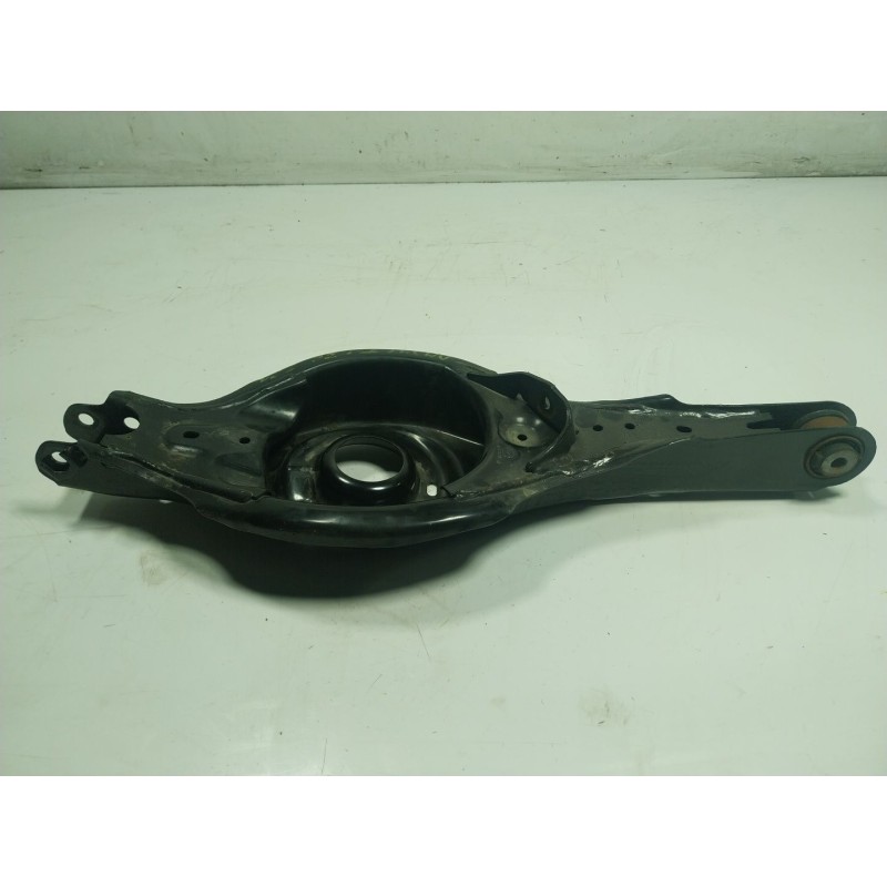 Recambio de brazo suspension inferior trasero derecho para mazda cx-5 2.0 cat referencia OEM IAM   