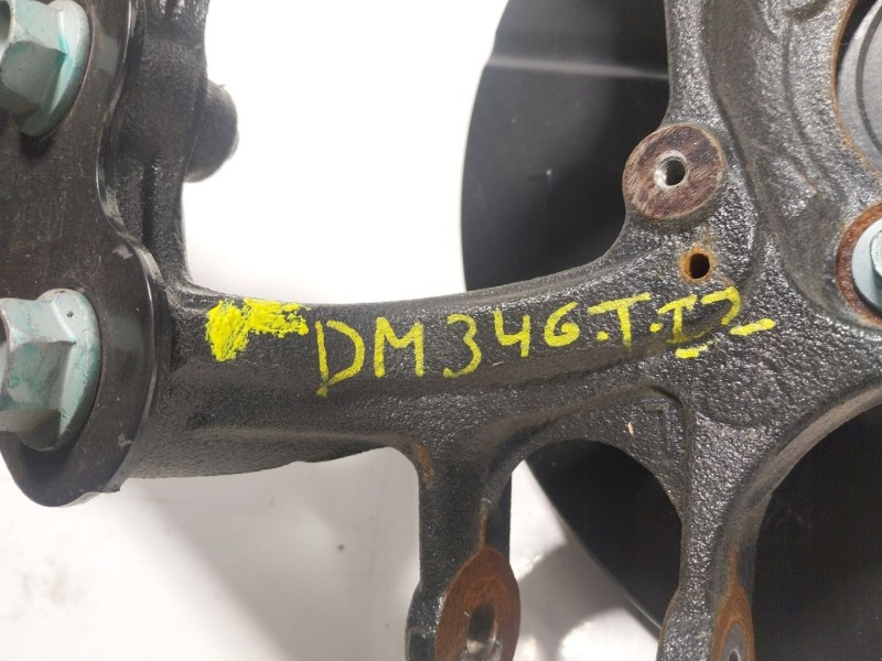 Recambio de mangueta trasera izquierda para mazda cx-5 2.0 cat referencia OEM IAM   