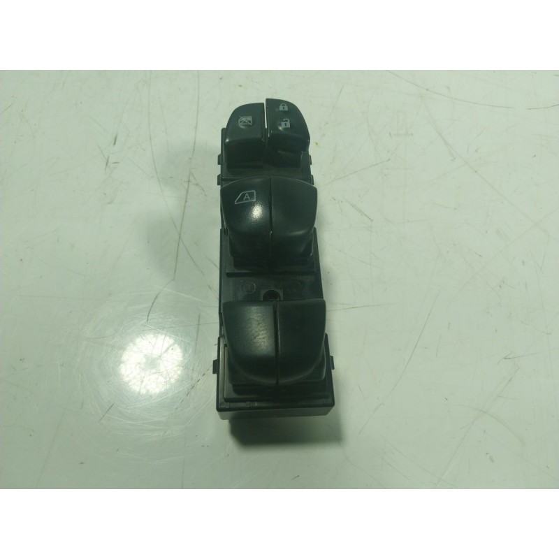 Recambio de mando elevalunas delantero izquierdo para nissan juke (f15) 1.6 16v cat referencia OEM IAM  254011KA5E 