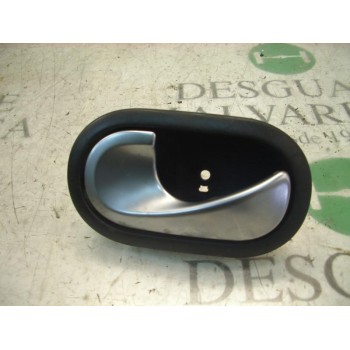 MANETA INTERIOR TRASERA IZQUIERDA 