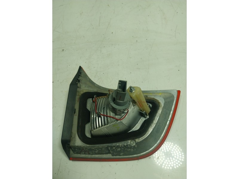 Recambio de piloto trasero derecho interior para bmw x6 (e71) 3.0 turbodiesel cat referencia OEM IAM   