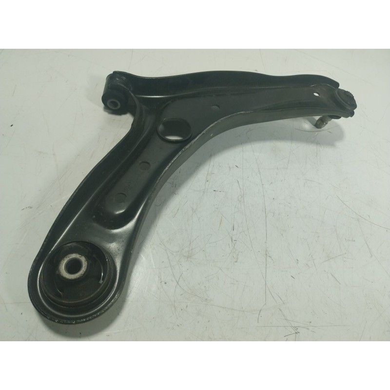 Recambio de brazo suspension inferior delantero izquierdo para kia stonic (ybcuv) 1.2 cat referencia OEM IAM   