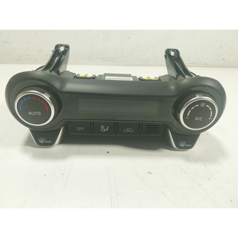 Recambio de mando climatizador para kia stonic (ybcuv) 1.2 cat referencia OEM IAM  97250H8420 