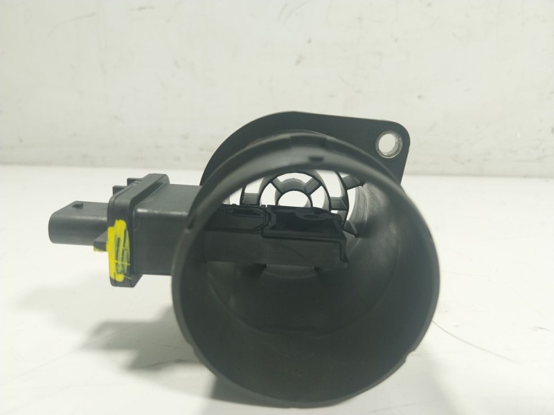 Recambio de caudalimetro para kia stonic (ybcuv) 1.2 cat referencia OEM IAM  9021060007 