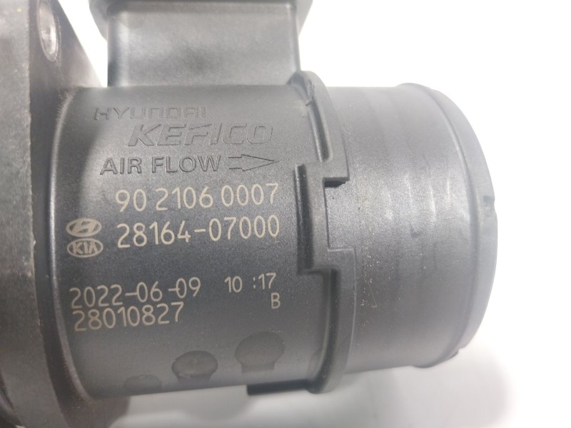 Recambio de caudalimetro para kia stonic (ybcuv) 1.2 cat referencia OEM IAM  9021060007 