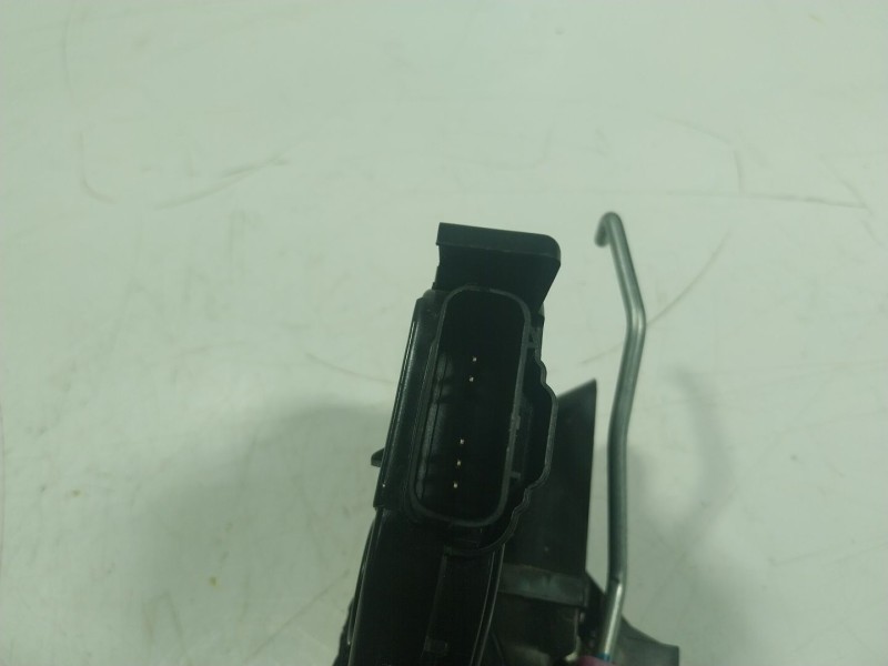 Recambio de cerradura puerta delantera izquierda para kia stonic (ybcuv) 1.2 cat referencia OEM IAM  81310H8040 