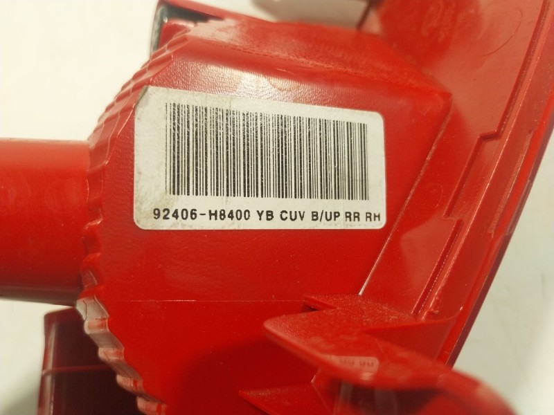 Recambio de piloto marcha atras para kia stonic (ybcuv) 1.2 cat referencia OEM IAM  92406H8400 