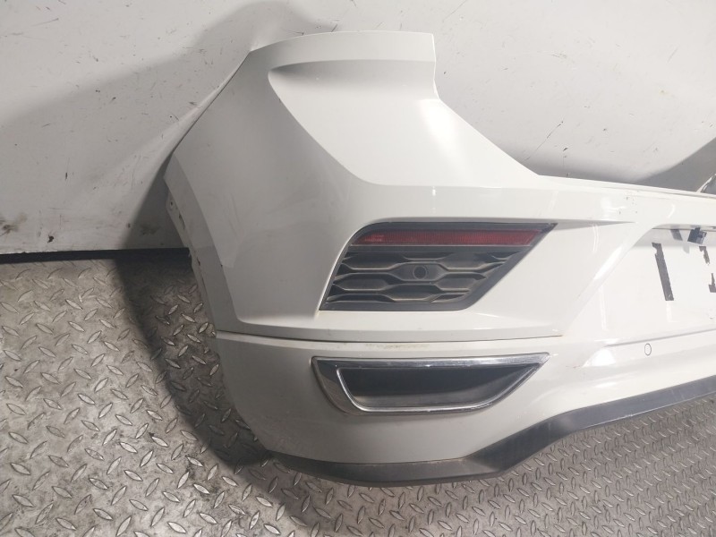 Recambio de paragolpes trasero para volkswagen t-roc 1.5 16v tsi act referencia OEM IAM   