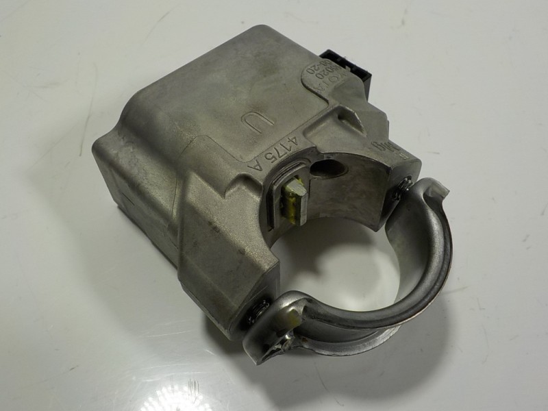 Recambio de antirrobo para toyota yaris cross 1.5 vvti 16 v 55 kw referencia OEM IAM 45020K0020 450200620 