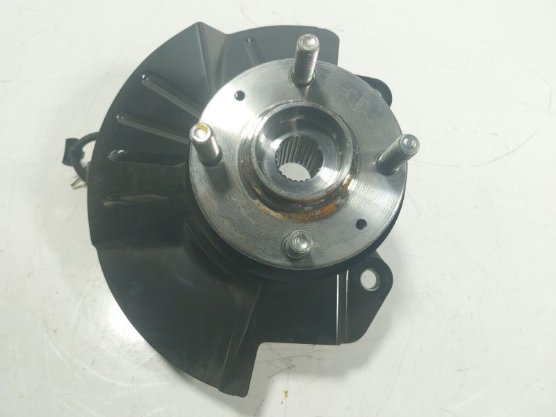 Recambio de mangueta delantera derecha para kia stonic (ybcuv) 1.2 cat referencia OEM IAM   