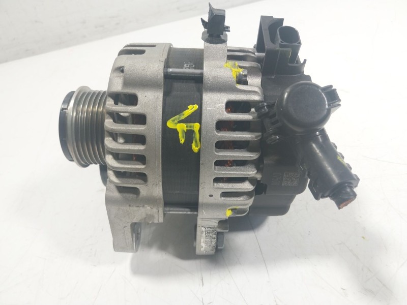 Recambio de alternador para kia stonic (ybcuv) 1.2 cat referencia OEM IAM  3730007500 