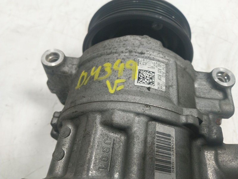 Recambio de compresor aire acondicionado para audi a3 (8v) 2.0 16v tdi referencia OEM IAM  5Q0820803F 