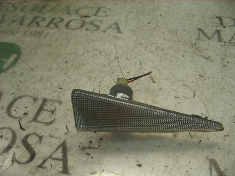 Recambio de piloto lateral derecho para renault megane ii berlina 5p confort expression referencia OEM IAM   