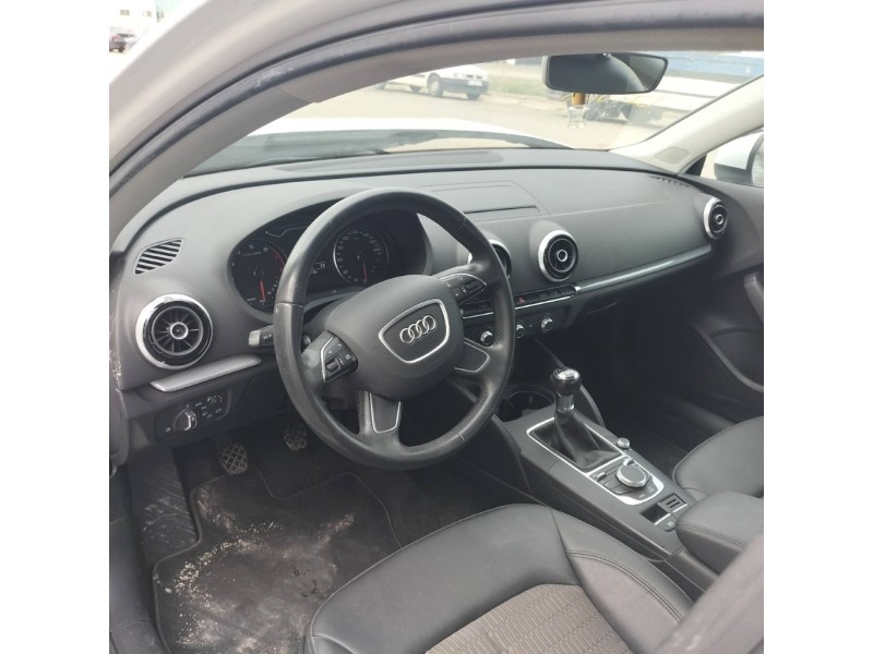 audi a3 sedán (8vm) del año 2015