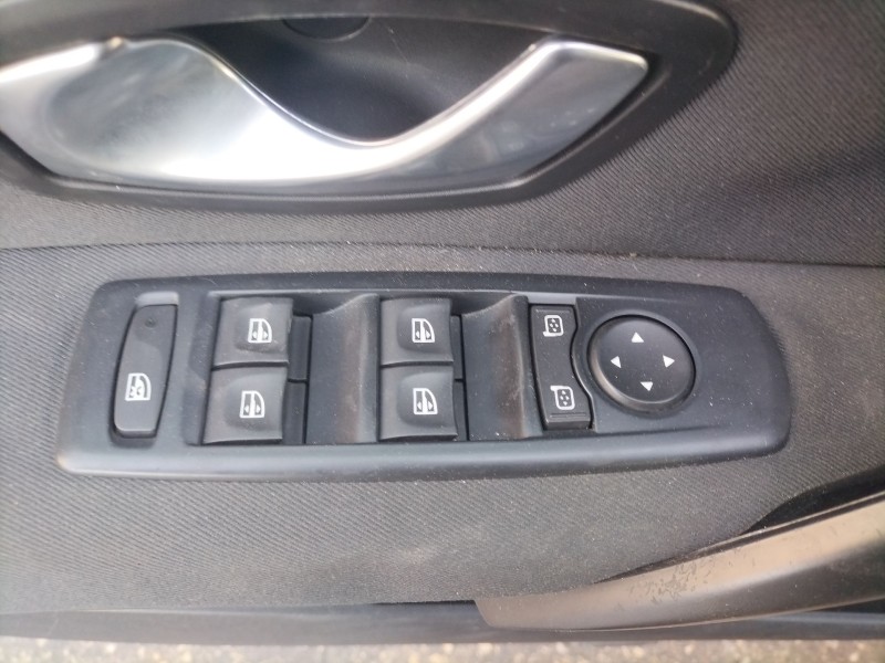 renault megane ii berlina 3p del año 2010