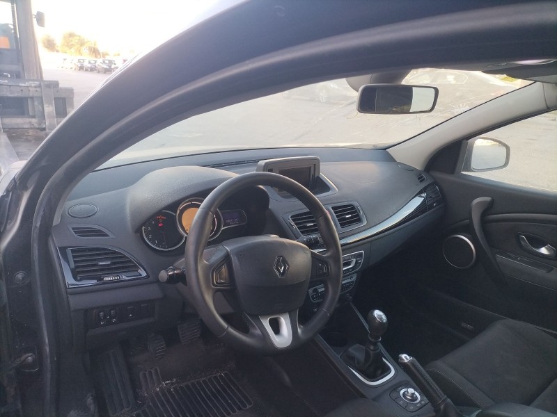 renault megane ii berlina 3p del año 2010