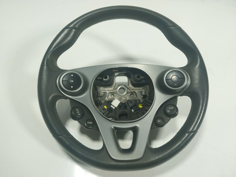 Recambio de volante para smart forfour 1.0 cat referencia OEM IAM  484002495R 