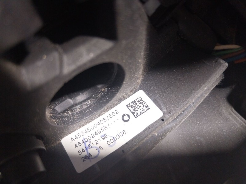 Recambio de volante para smart forfour 1.0 cat referencia OEM IAM  484002495R 