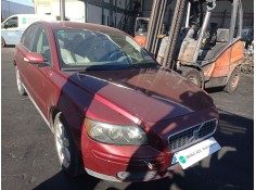 volvo s40 berlina del año 2005 2