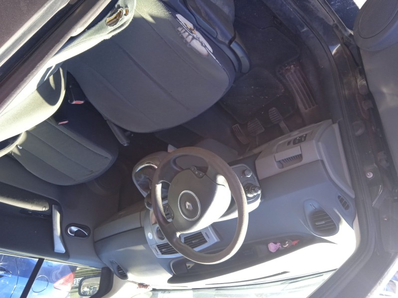 renault scenic ii del año 2007