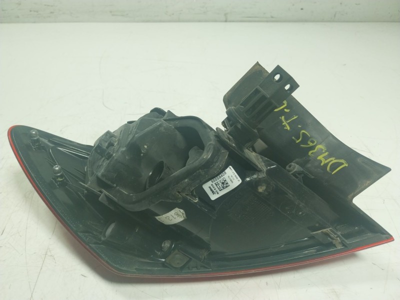 Recambio de piloto trasero derecho para seat leon (5f1) 1.2 tsi referencia OEM IAM  5F0945096D 