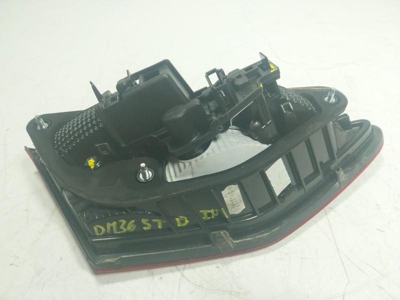 Recambio de piloto trasero derecho interior para seat leon (5f1) 1.2 tsi referencia OEM IAM   