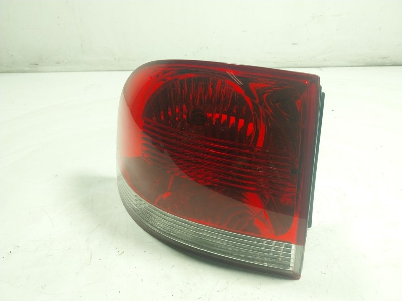 Recambio de piloto trasero izquierdo para volkswagen touareg (7la) tdi r5 referencia OEM IAM   