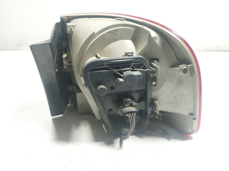 Recambio de piloto trasero izquierdo para volkswagen touareg (7la) tdi r5 referencia OEM IAM   