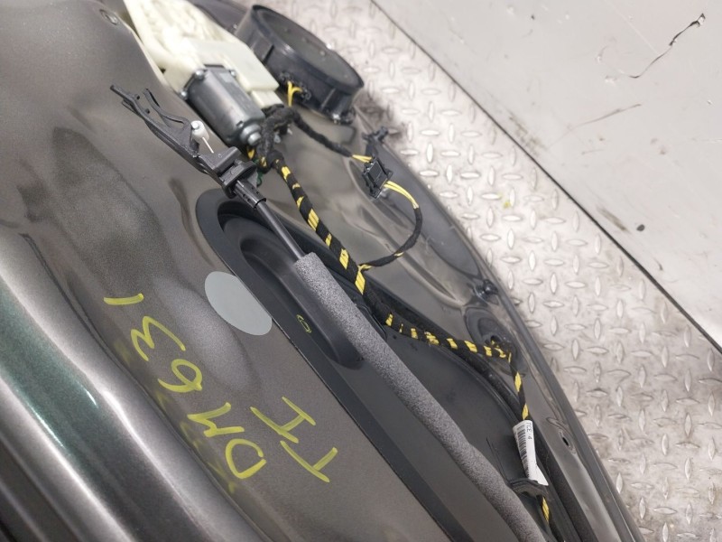 Recambio de puerta trasera izquierda para volkswagen golf vii lim. 1.6 tdi dpf referencia OEM IAM   