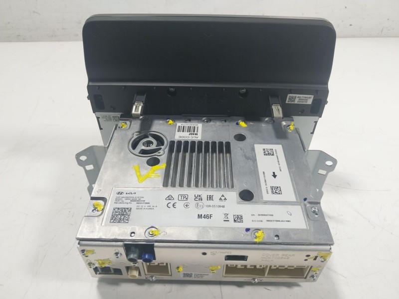 Recambio de sistema navegacion gps para kia stonic (ybcuv) 1.2 cat referencia OEM IAM  96560H8461F 