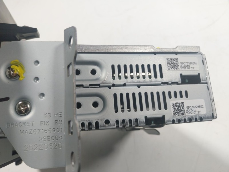 Recambio de sistema navegacion gps para kia stonic (ybcuv) 1.2 cat referencia OEM IAM  96560H8461F 