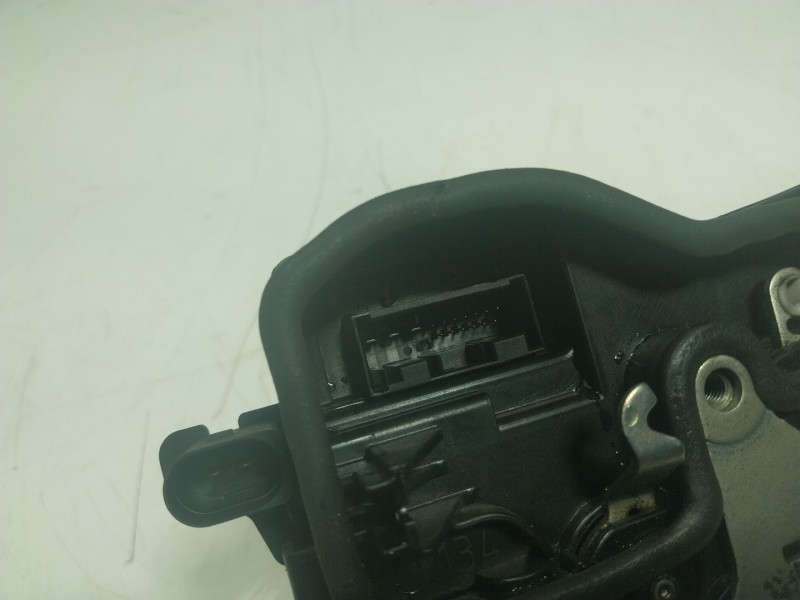 Recambio de cerradura puerta trasera derecha para bmw serie 7 (e65/e66) 730ld referencia OEM IAM  7202134 
