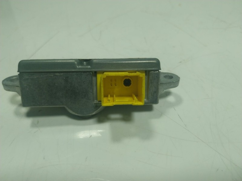 Recambio de centralita airbag para bmw serie 7 (e65/e66) 730ld referencia OEM IAM  6970908 