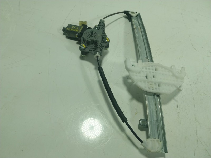 Recambio de elevalunas trasero izquierdo para kia stonic (ybcuv) 1.2 cat referencia OEM IAM  83450H8000 