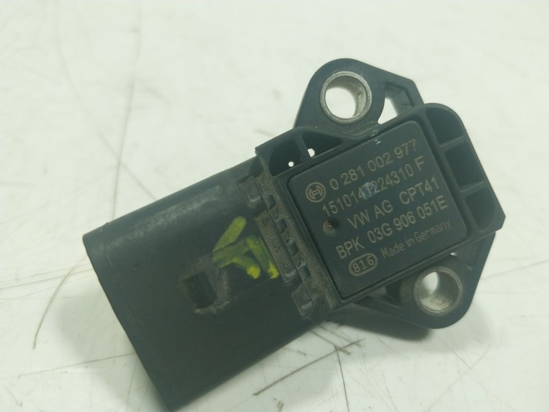 Recambio de caudalimetro para volkswagen t-roc 1.5 16v tsi act referencia OEM IAM  03G906051E 