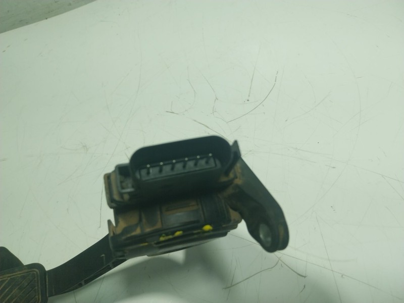 Recambio de potenciometro pedal para ford transit courier 1.5 tdci cat referencia OEM IAM  8V219F836AC 