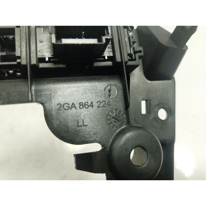 Recambio de mando multifuncion para volkswagen t-roc 1.5 16v tsi act referencia OEM IAM  2GA864224 