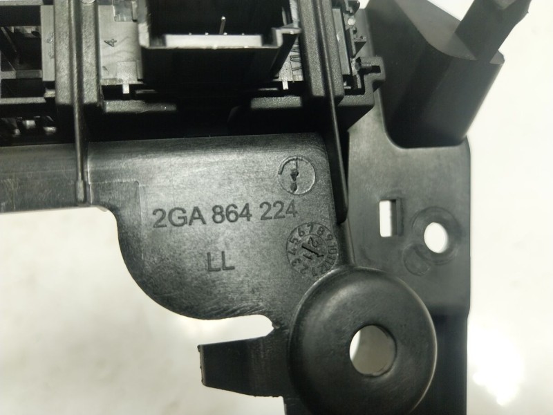 Recambio de mando multifuncion para volkswagen t-roc 1.5 16v tsi act referencia OEM IAM  2GA864224 