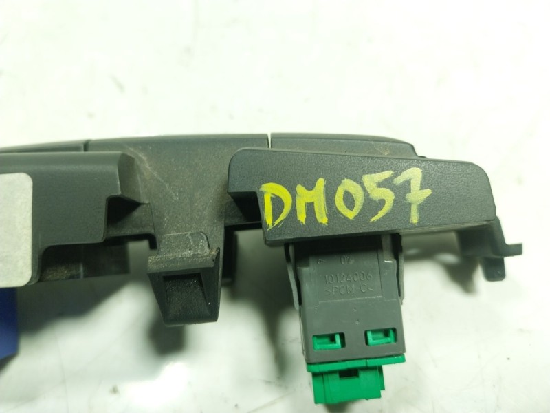 Recambio de mando multifuncion para citroën ds3 1.2 12v e-thp referencia OEM IAM  98207702 