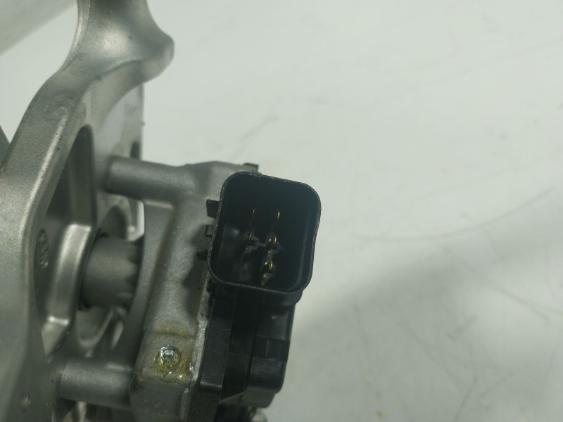 Recambio de motor limpia delantero para kia stonic (ybcuv) 1.2 cat referencia OEM IAM  98110C1950 