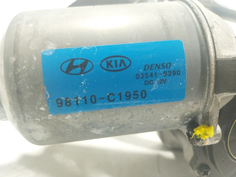 Recambio de motor limpia delantero para kia stonic (ybcuv) 1.2 cat referencia OEM IAM  98110C1950 