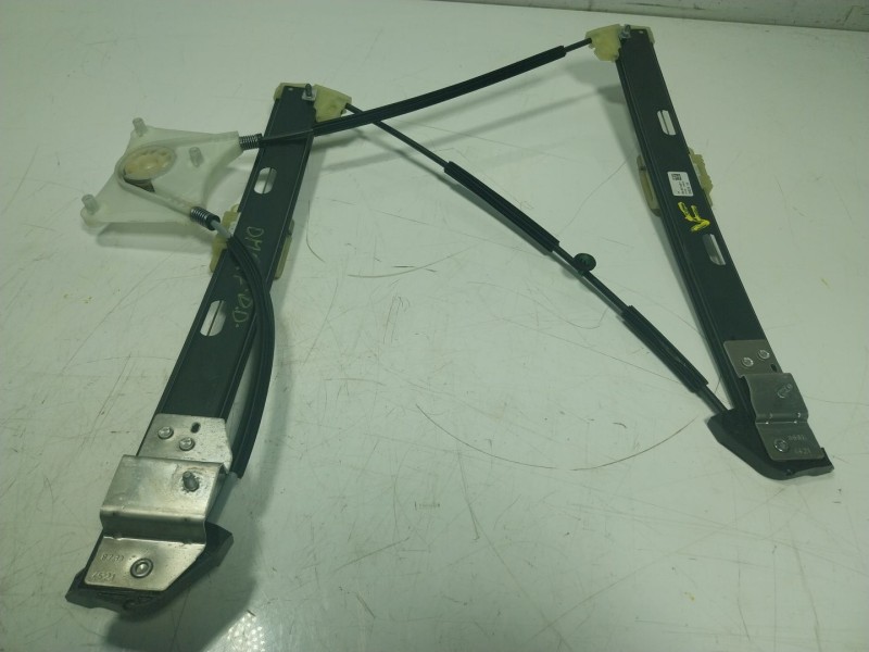 Recambio de elevalunas delantero derecho para volkswagen t-roc 1.5 16v tsi act referencia OEM IAM  2GA837462F 