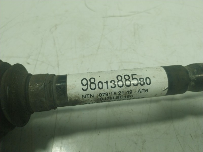 Recambio de transmision izquierda para citroën ds3 1.2 12v e-thp referencia OEM IAM  9801388580 