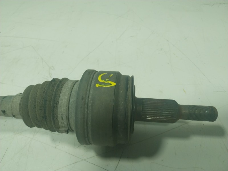 Recambio de transmision trasera derecha para volkswagen touareg (7la) tdi r5 referencia OEM IAM  7L6501201B 