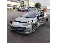 peugeot 207 del año 2006