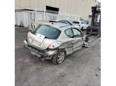 peugeot 207 del año 2006 2