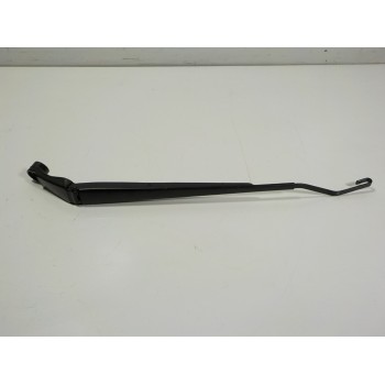 BRAZO LIMPIA DELANTERO IZQUIERDO 852210D240 