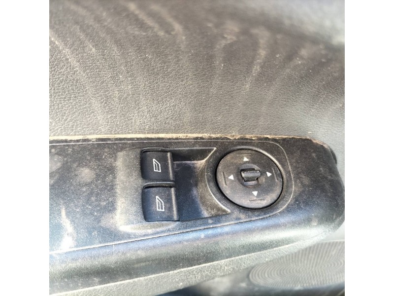 ford transit courier del año 2013