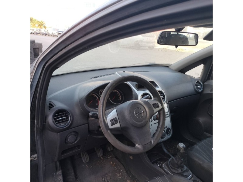 opel corsa d del año 2009